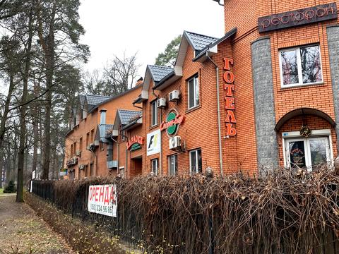 комерційна за адресою Яснополянська вул., 9а