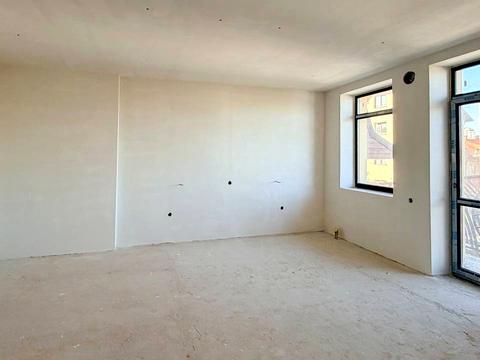 комерційна за адресою Суховоля вул., 7