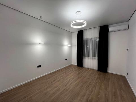 будинок за адресою Бориса Лятошинського вул. (1 Травня)