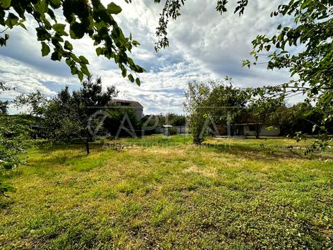 ділянка за адресою Плютовська вул.