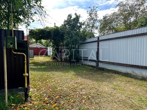 ділянка за адресою Плютовська вул.