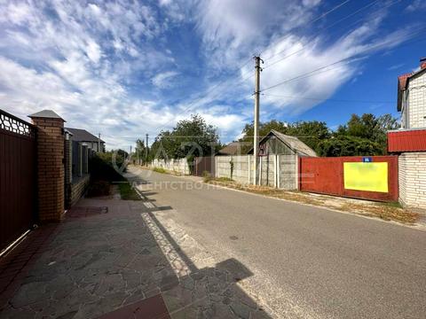 ділянка за адресою Плютовська вул.