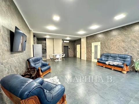 комерційна за адресою Дмитра Яворницького просп. (Карла Маркса), 72-Б