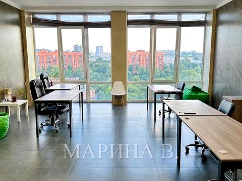 комерційна за адресою Дмитра Яворницького просп. (Карла Маркса), 72-Б