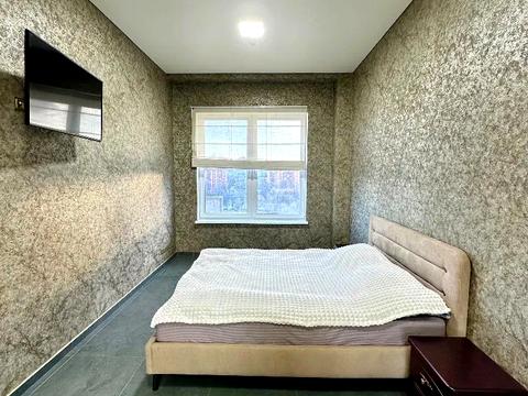 комерційна за адресою Дмитра Яворницького просп. (Карла Маркса), 72-Б