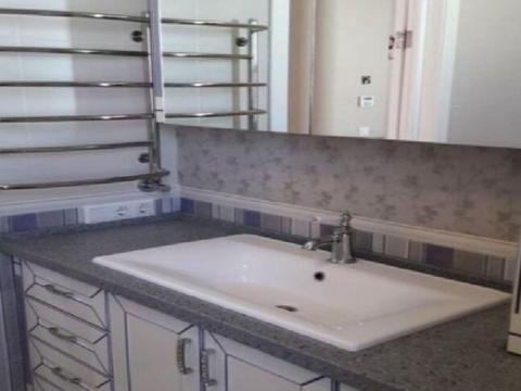 будинок за адресою Абрикосова вул., 1а