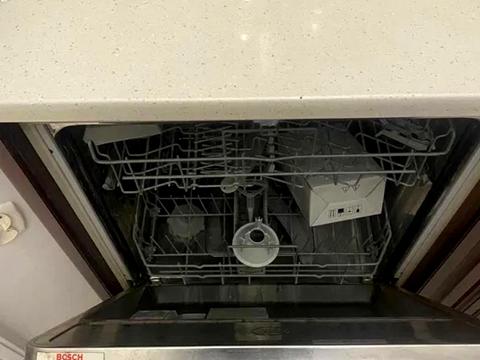 квартира за адресою Шептицьких вул., 1