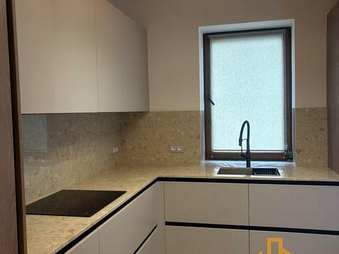 дом по адресу Джерельна