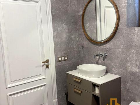 дом по адресу Джерельна