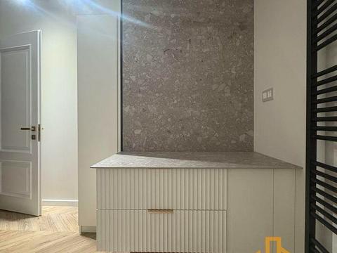 дом по адресу Джерельна