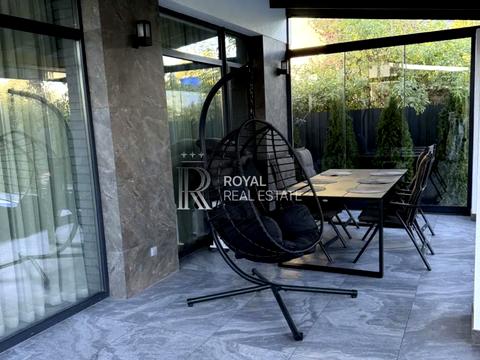 дом по адресу пгт. Глеваха, Освіти