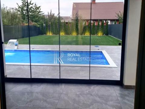 дом по адресу пгт. Глеваха, Освіти