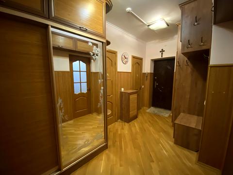 квартира за адресою Червоної Калини просп., 64