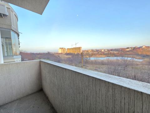 квартира по адресу Парижская ул., 16