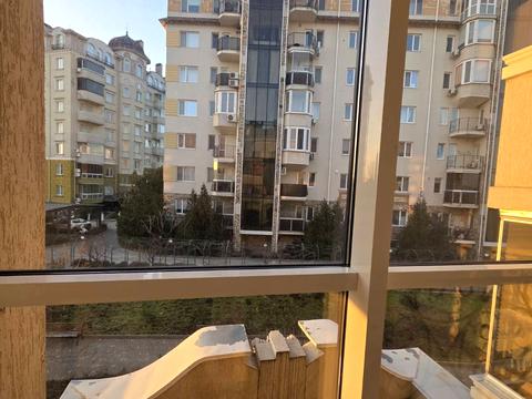 квартира по адресу Парижская ул., 16