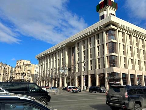 коммерческая по адресу Крещатик ул. (Kreschatic), 16