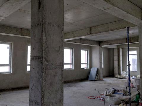 комерційна за адресою Б.Хмельницького, 141а