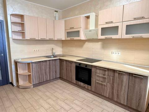 квартира за адресою Академіка Глушкова просп., 9-Д