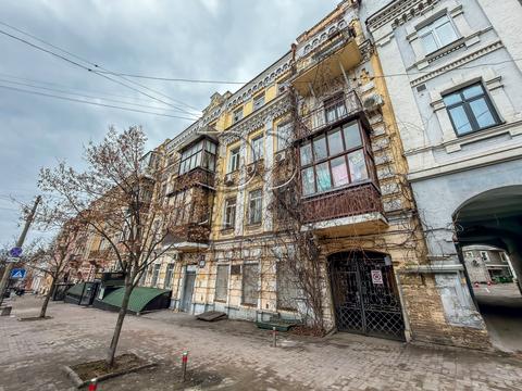 квартира за адресою Симона Петлюри вул. (Комінтерну), 8