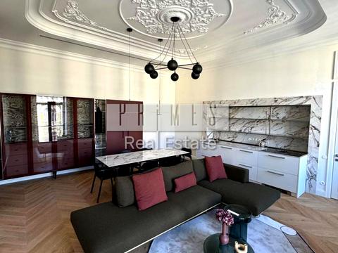 квартира за адресою Київ, Заньковецької вул., 6