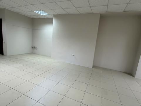 комерційна за адресою Рівне, Степана Дем'янчука вул., 1б