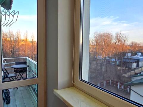 квартира за адресою Василя Сухомлинського вул., 8