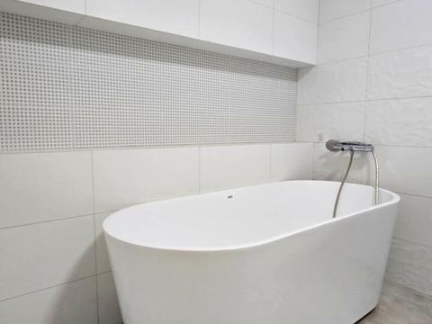 квартира за адресою Василя Сухомлинського вул., 8