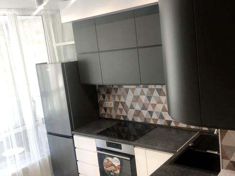 квартира за адресою Олександра Олеся вул., 6-А