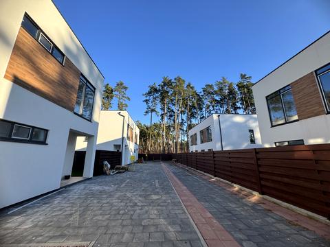 дом по адресу Ивана Карпенко-Карого ул. (Некрасова)