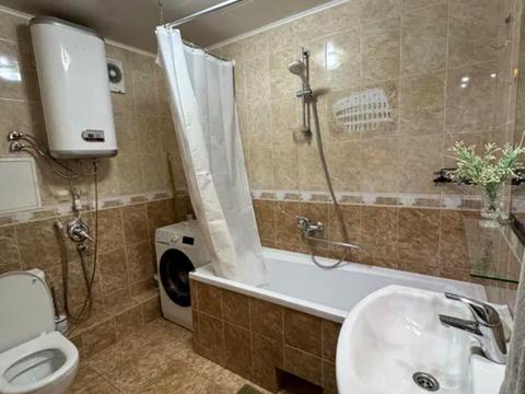 квартира за адресою Олени Теліги вул., 17