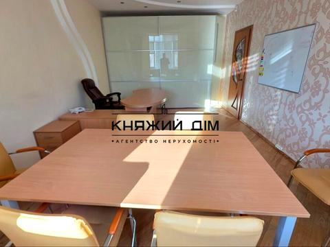 коммерческая по адресу Евгения Коновальца ул. (Щорса), 32-Г