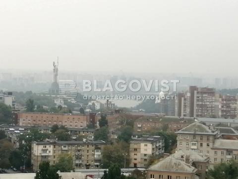 квартира за адресою Панаса Мирного вул., 17