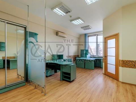 комерційна за адресою Лесі Українки бульв., 34