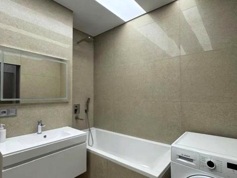 квартира за адресою Нижній Вал вул., (Будинок 1)