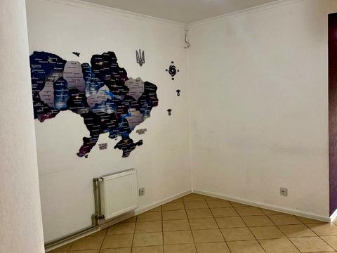 комерційна за адресою Зодчих вул., 3