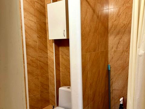 комерційна за адресою Зодчих вул., 3