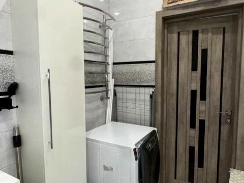 квартира за адресою Панаса Мирного вул., (Будинок 1)