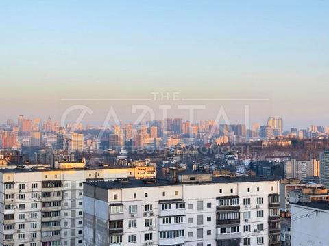 квартира за адресою Патріарха Мстислава Скрипника вул., 48-А