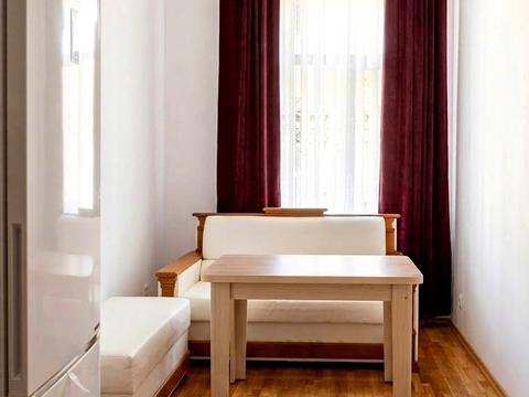 квартира за адресою Нечуя-Левицького вул., 10