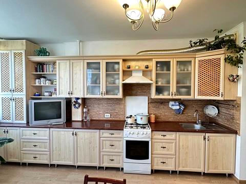 квартира за адресою Зарічанська вул., 10/5