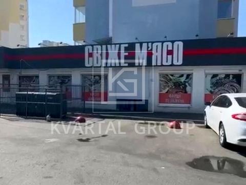 комерційна за адресою Боголюбова вул., 31