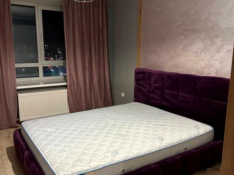 квартира по адресу Степана Бандери ул., 15