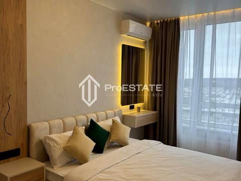 квартира за адресою Олександра Олеся вул., 27-А