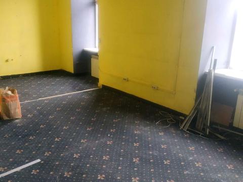 комерційна за адресою Городоцька вул., 173