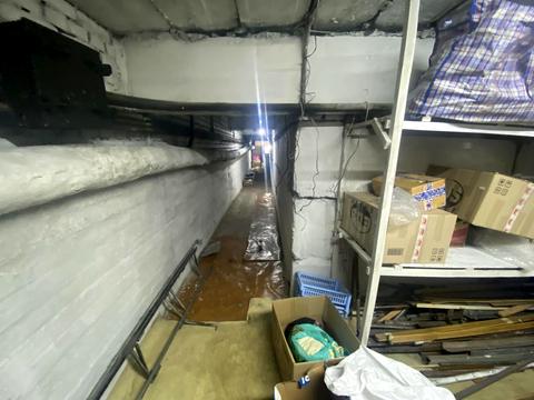 комерційна за адресою Незалежної України вул. (40 років Радянської України), 51