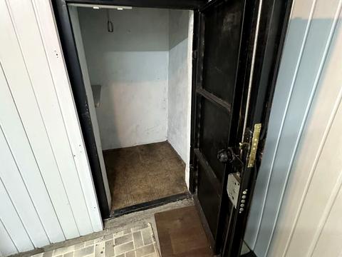 комерційна за адресою Незалежної України вул. (40 років Радянської України), 51