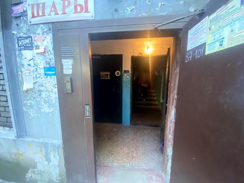 комерційна за адресою Незалежної України вул. (40 років Радянської України), 51