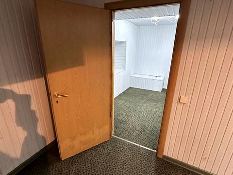 комерційна за адресою Незалежної України вул. (40 років Радянської України), 51