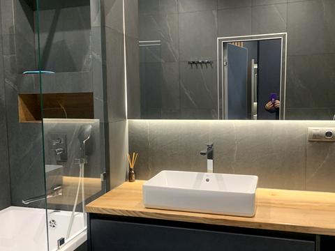 квартира за адресою Новоберегова вул., 12-А