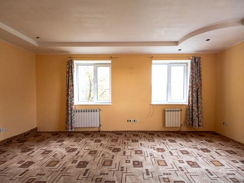 коммерческая по адресу лісова, 1